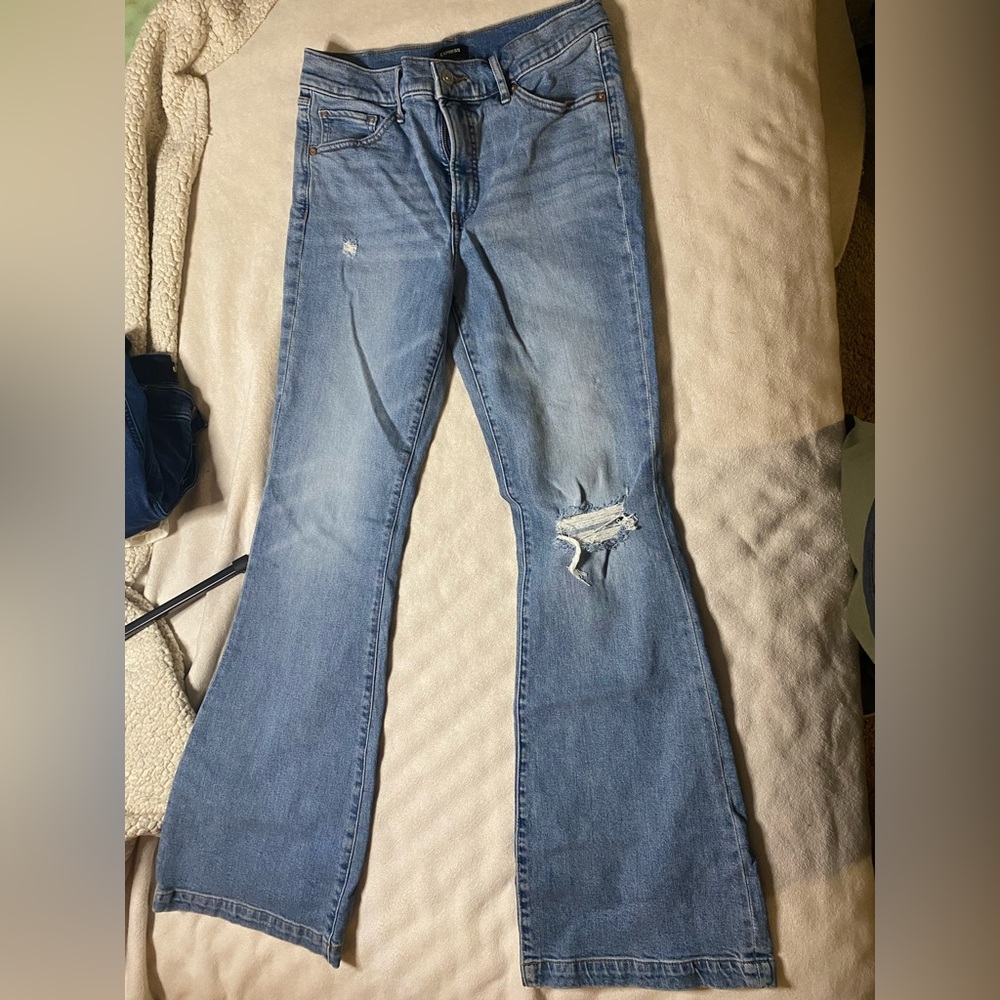 Women’s express flare jeans